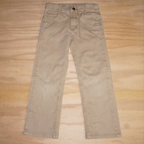 11 piece lot of boy's clothes size 6/7 mostly EUC - Picture 10 of 12